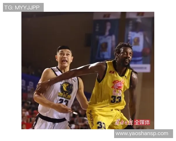 28分大胜全华班！奢华之师轻取4连胜，李缘9投1中仅4分，咋扛大旗